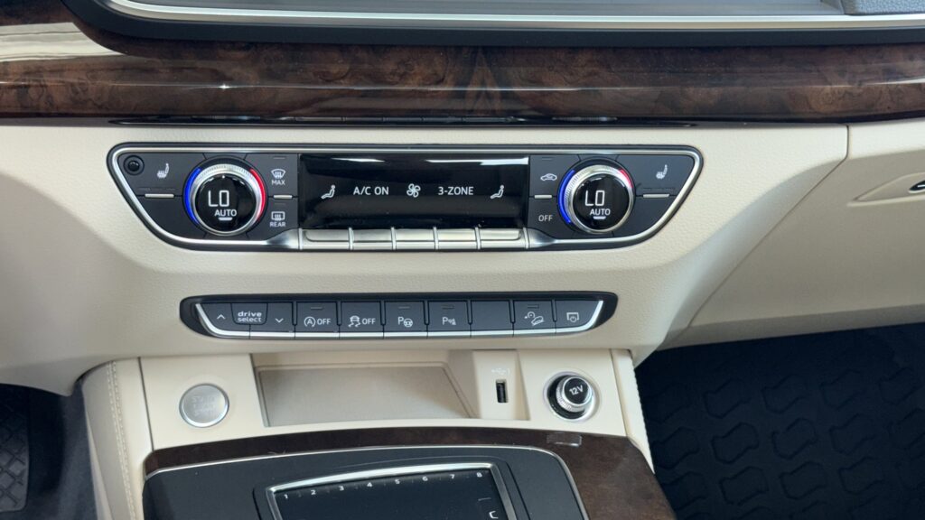2020 Audi Q5 Prestige
