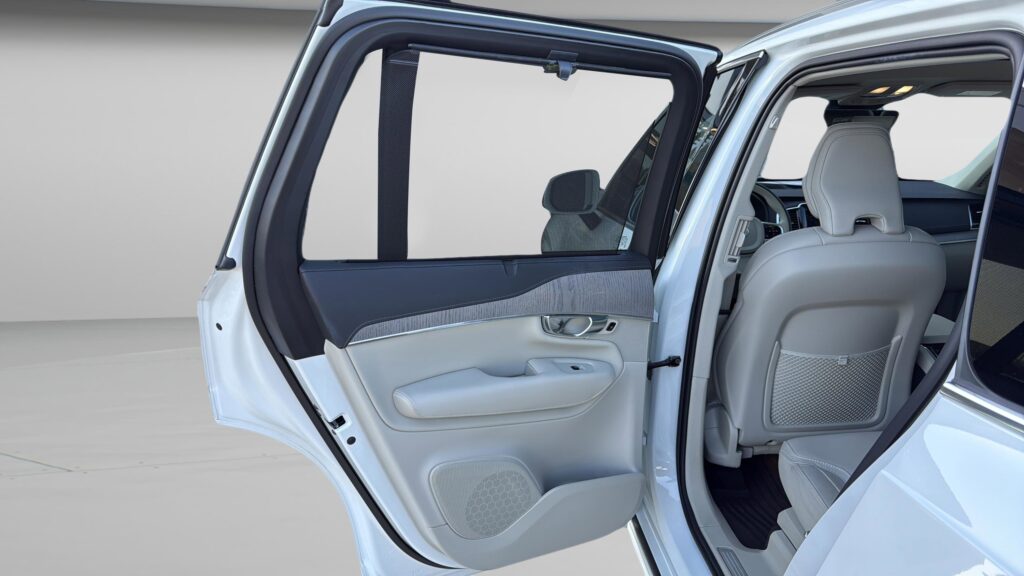 2025 Volvo XC90 Ultra