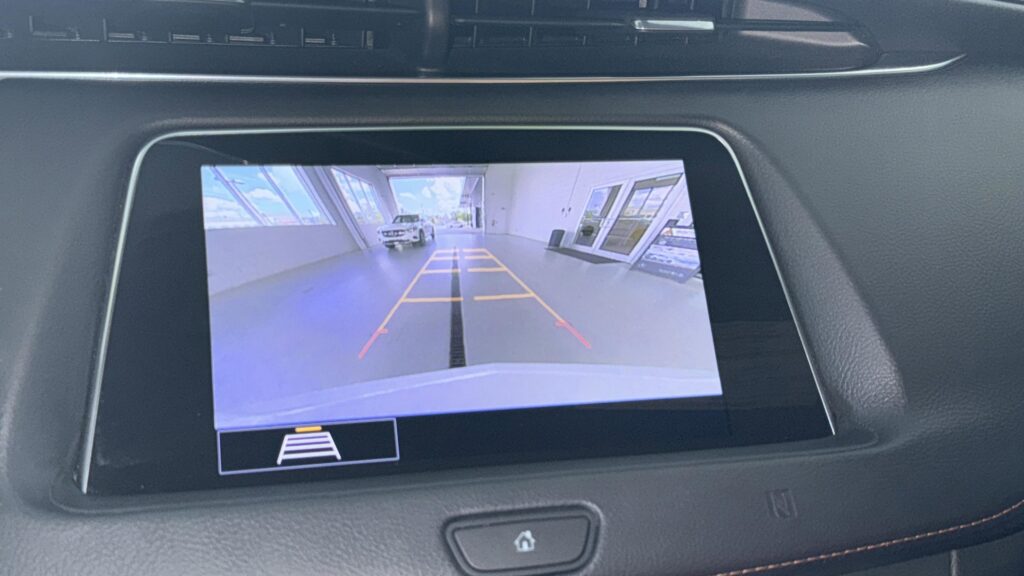 2020 Cadillac XT4 FWD Premium Luxury