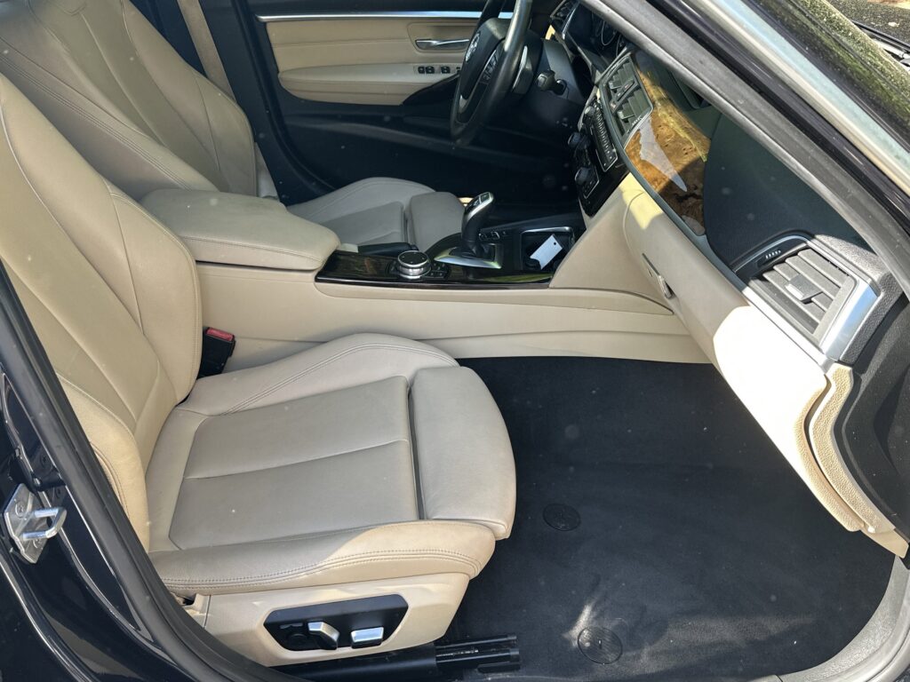 2017 BMW 3 Series 330i xDrive