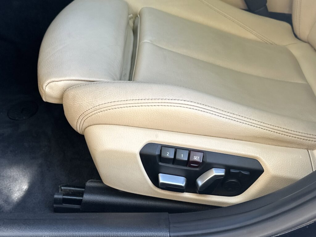 2017 BMW 3 Series 330i xDrive