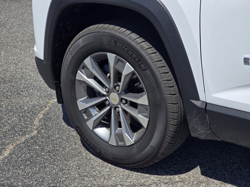2025 Chevrolet Equinox AWD LT