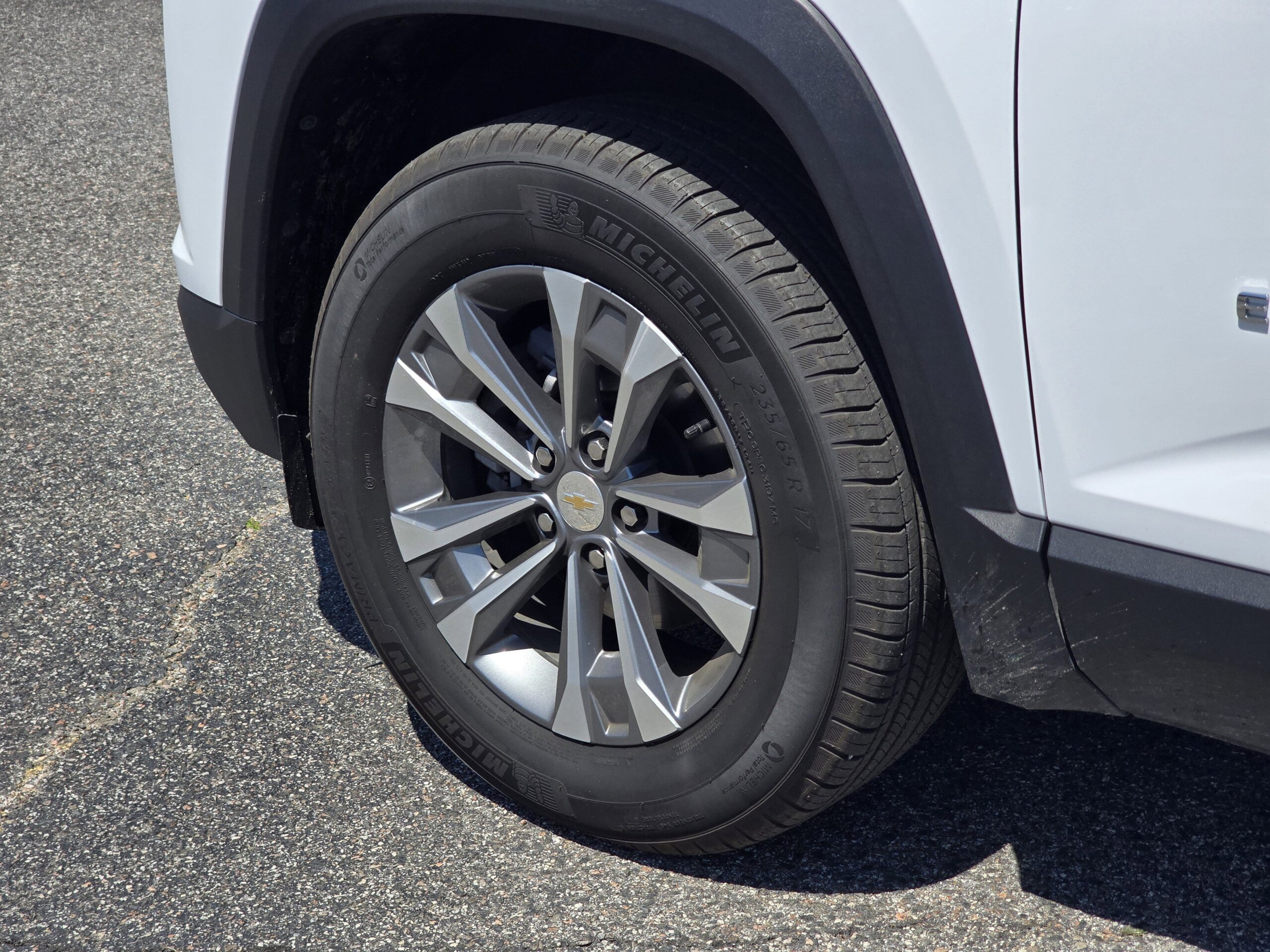 2025 Chevrolet Equinox AWD LT