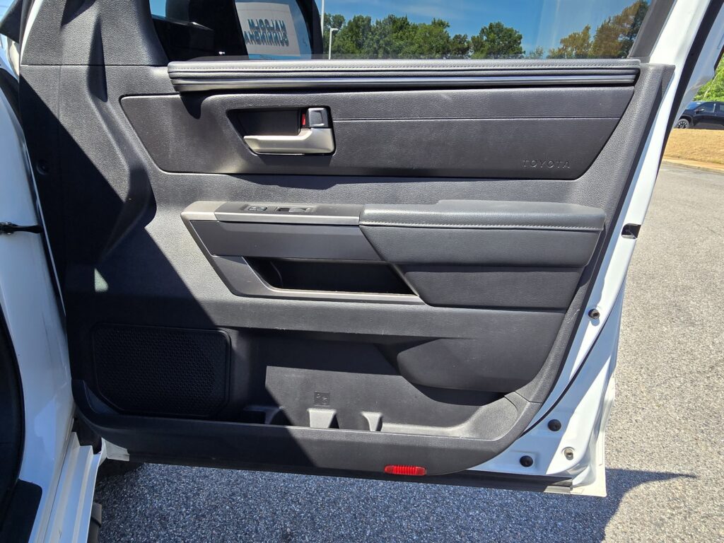 2023 Toyota Tundra 2WD SR5