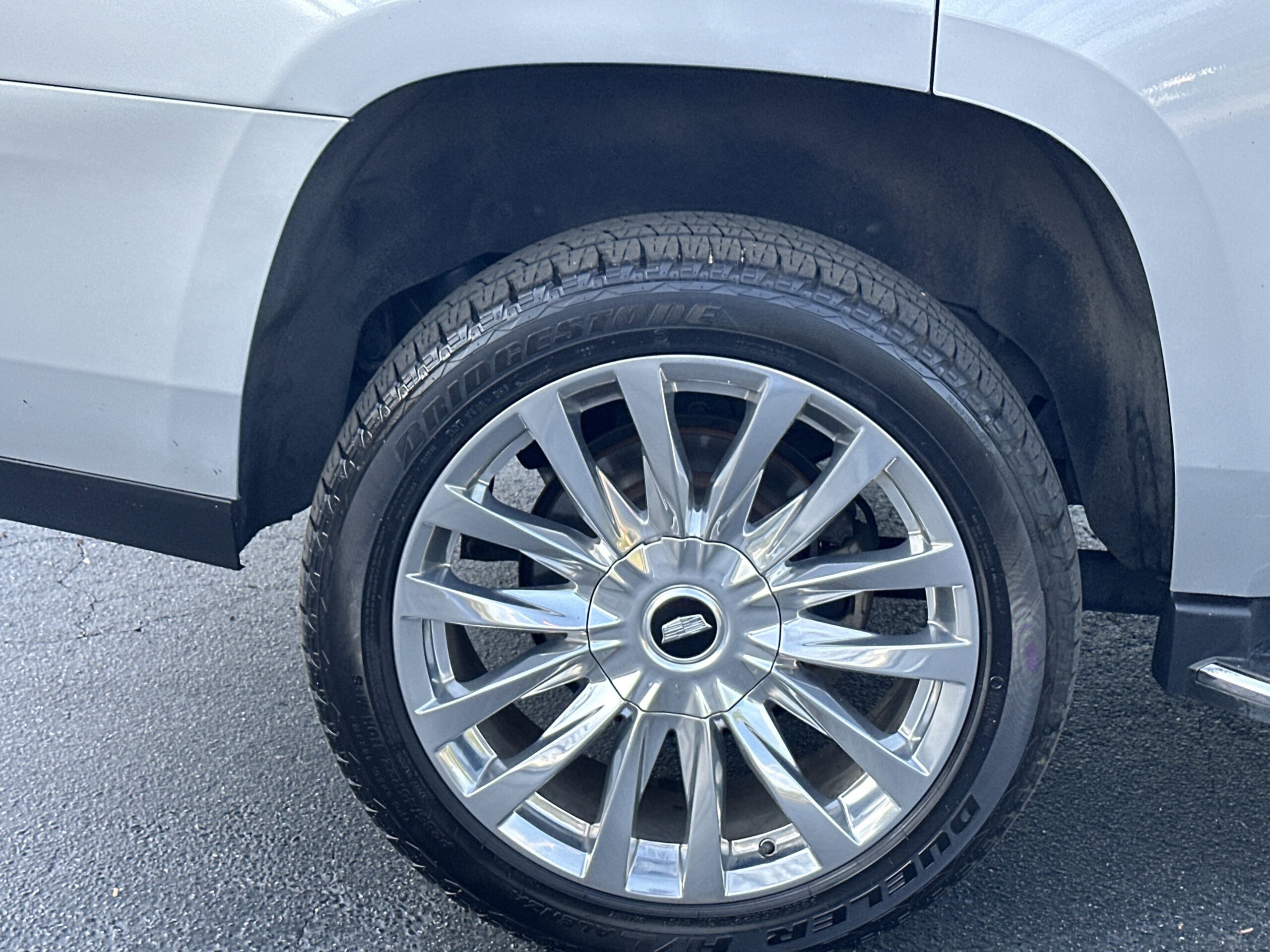 2017 Cadillac Escalade Luxury