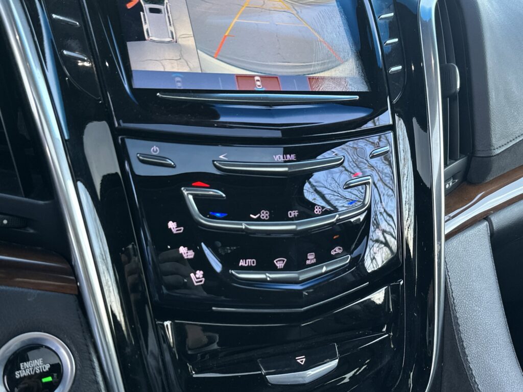 2017 Cadillac Escalade Luxury