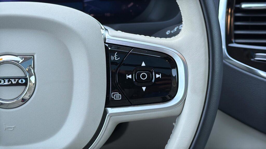 2025 Volvo XC90 Ultra