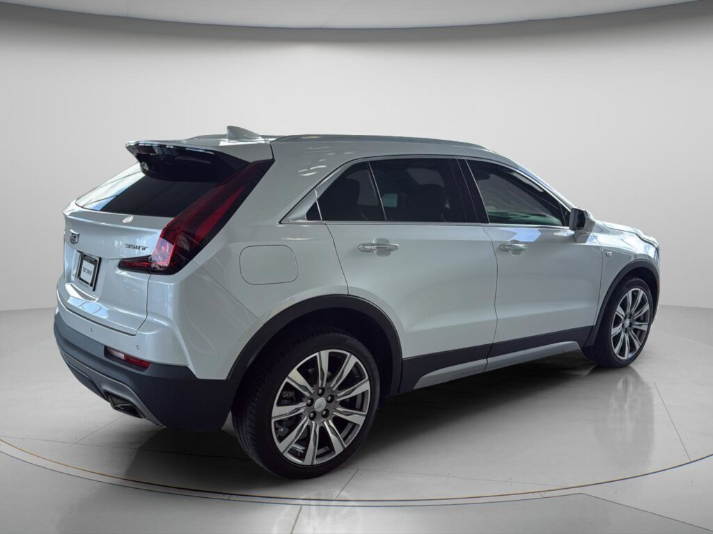 2020 Cadillac XT4 FWD Premium Luxury