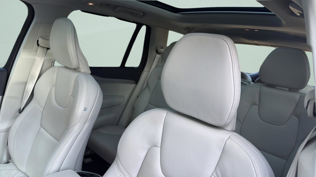 2025 Volvo XC90 Ultra