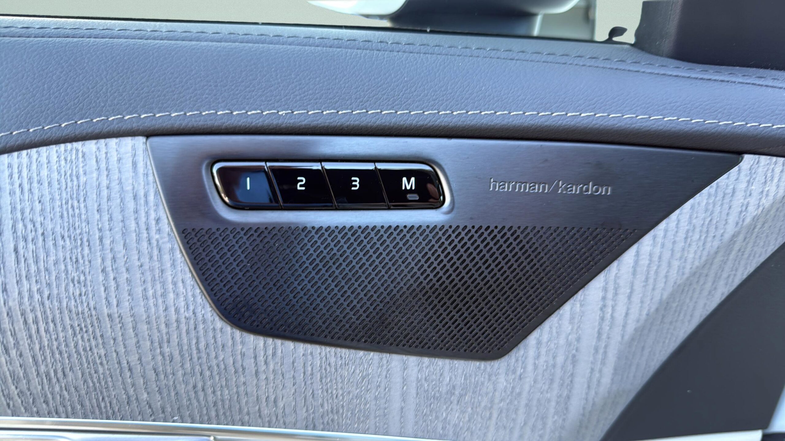 2025 Volvo XC90 Ultra