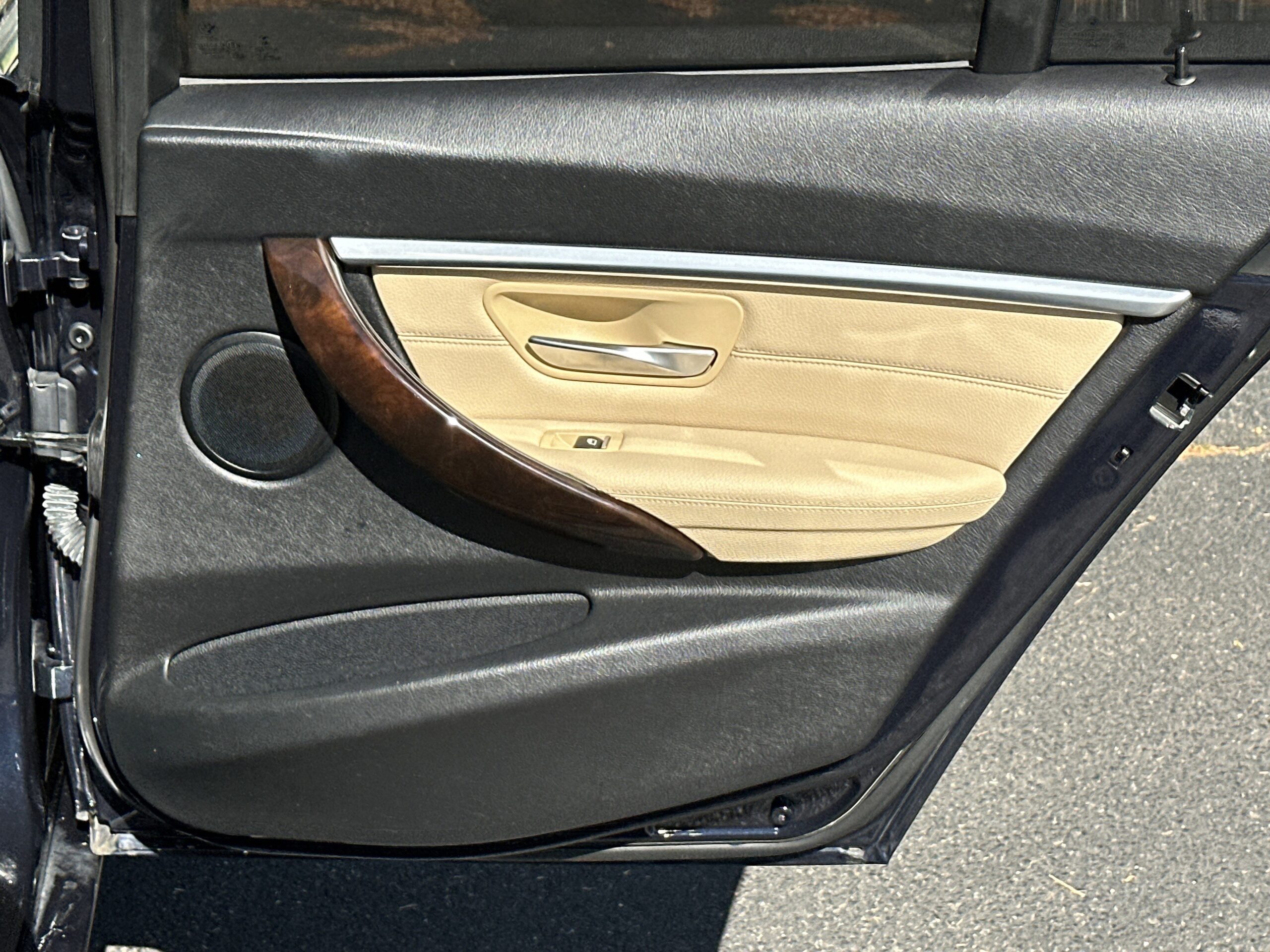 2017 BMW 3 Series 330i xDrive