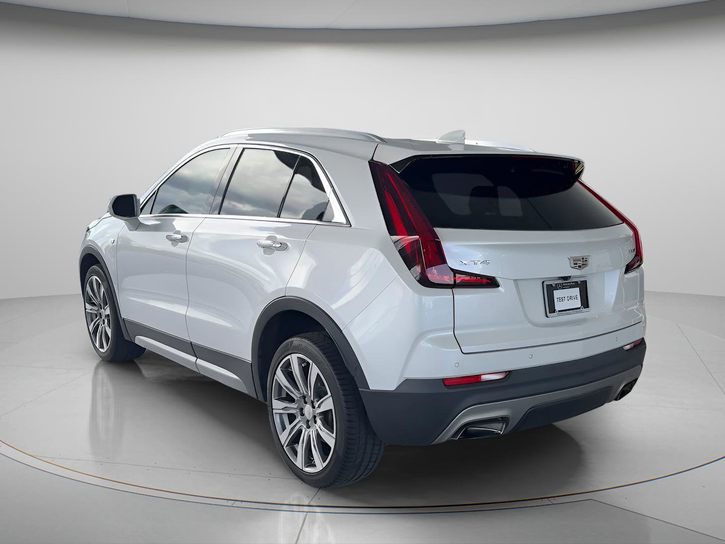 2020 Cadillac XT4 FWD Premium Luxury