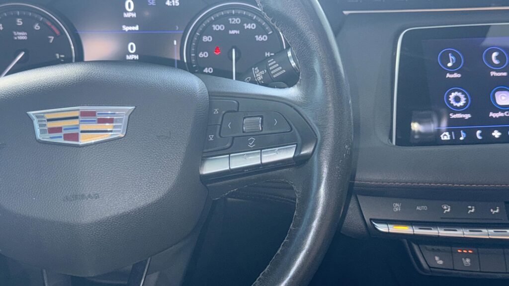 2020 Cadillac XT4 FWD Premium Luxury