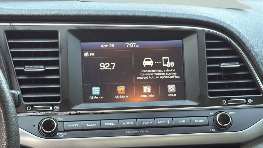 2017 Hyundai Elantra SE