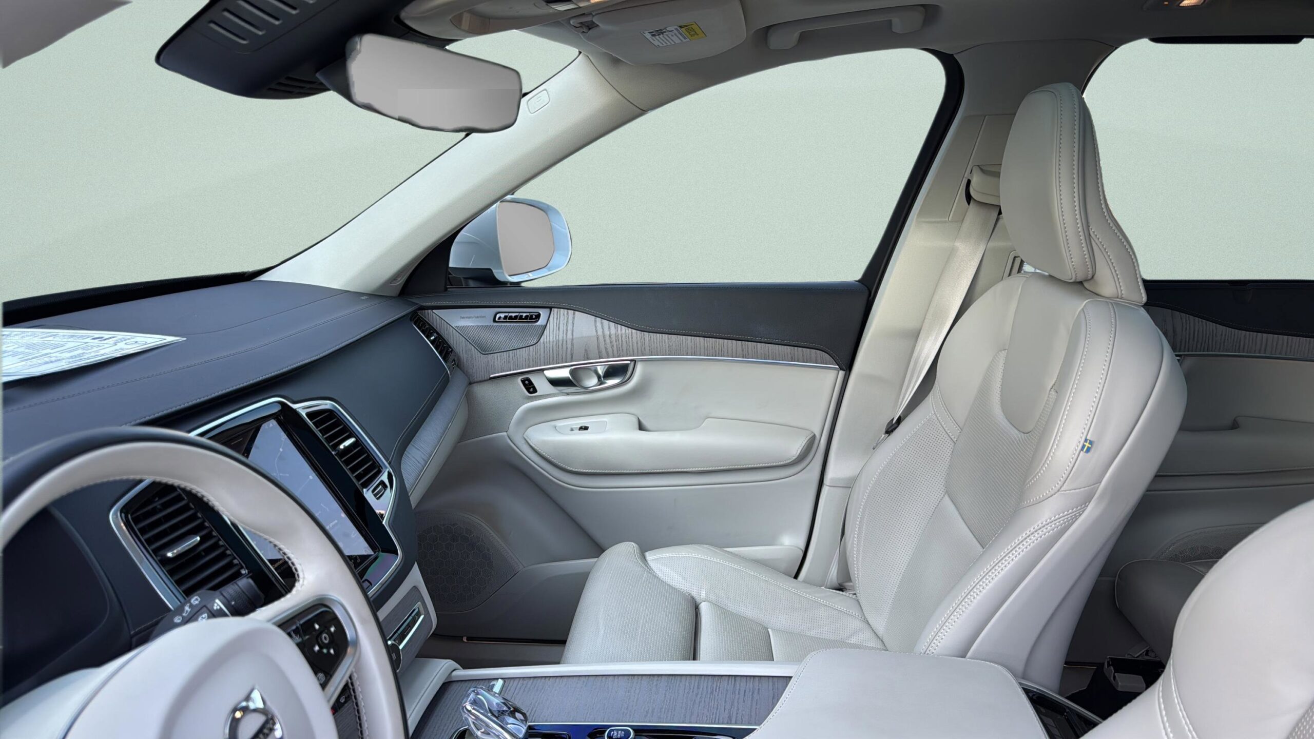 2025 Volvo XC90 Ultra