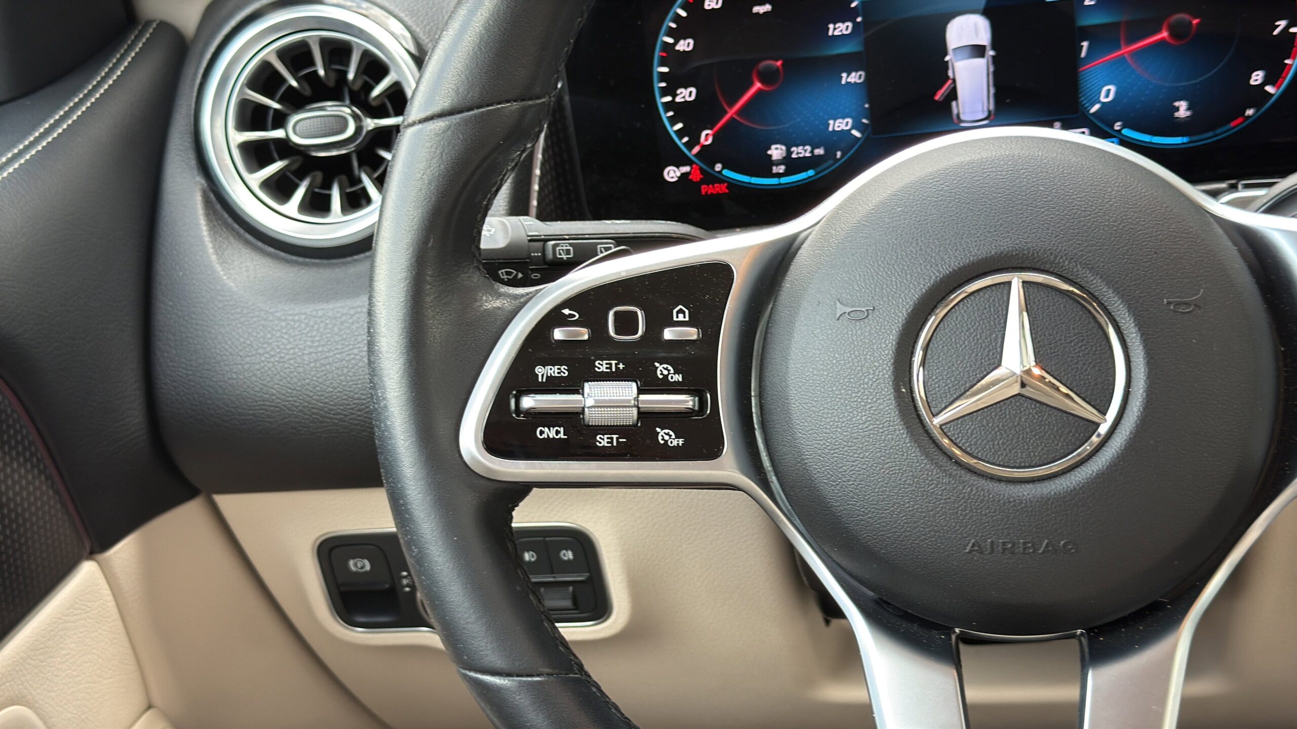 2022 Mercedes-Benz GLB GLB 250