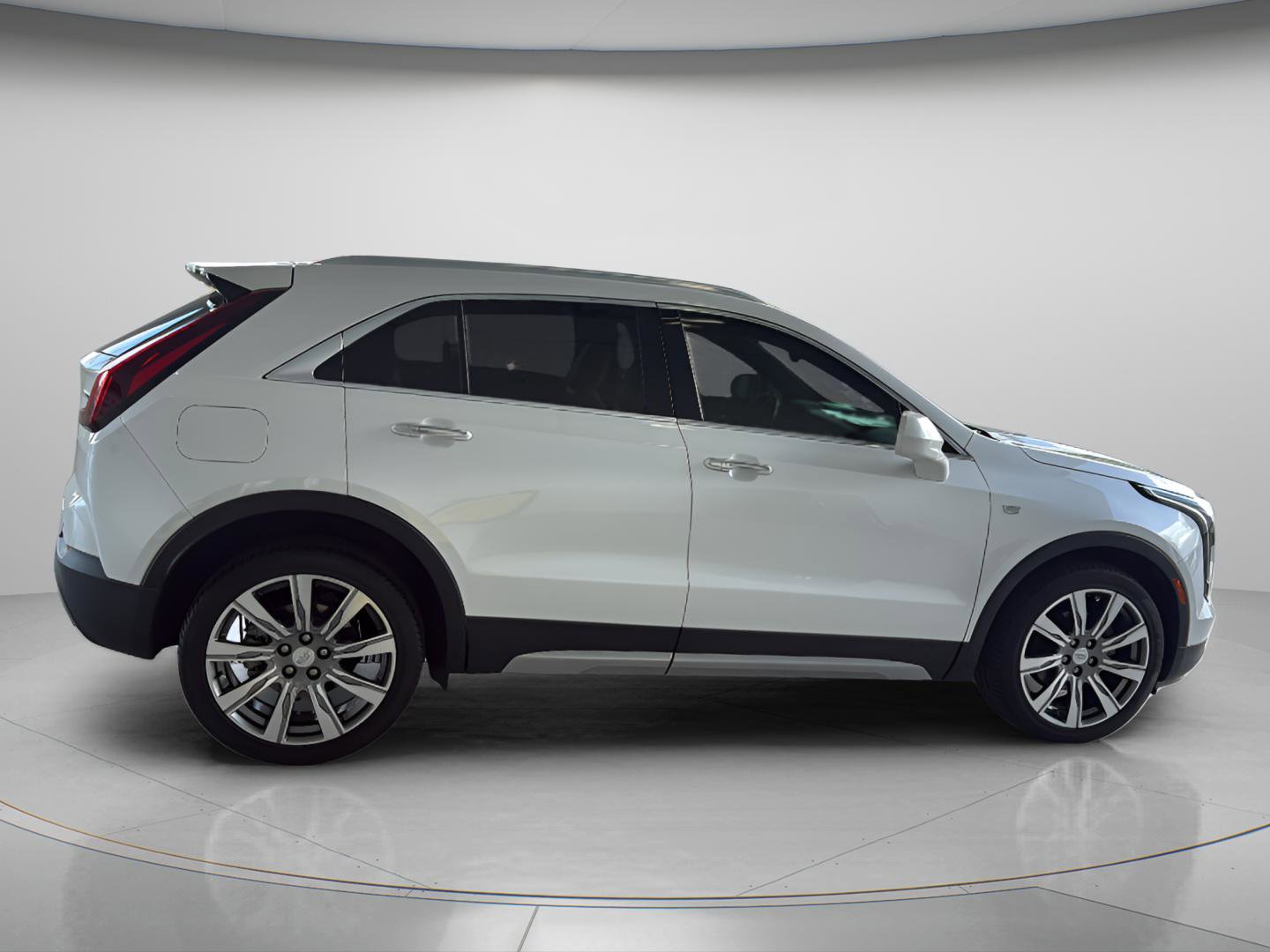 2020 Cadillac XT4 FWD Premium Luxury