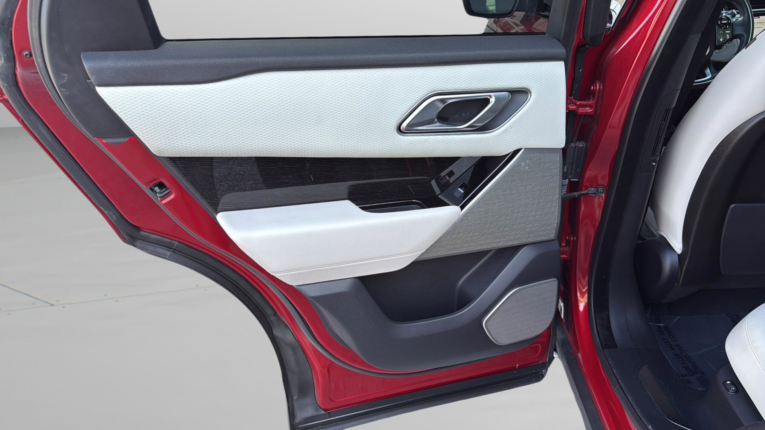 2019 Land Rover Range Rover Velar R-Dynamic SE