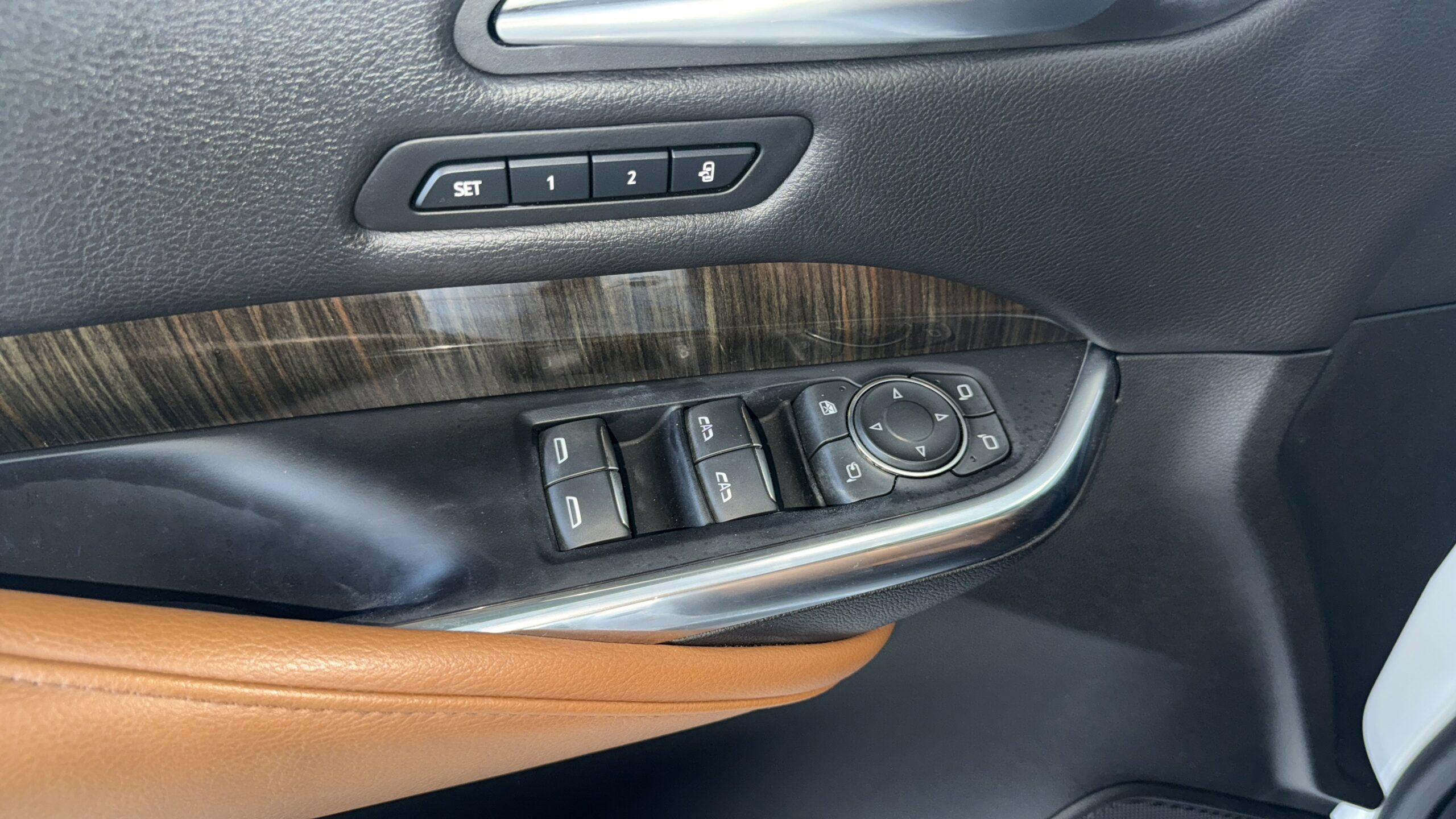 2020 Cadillac XT4 FWD Premium Luxury