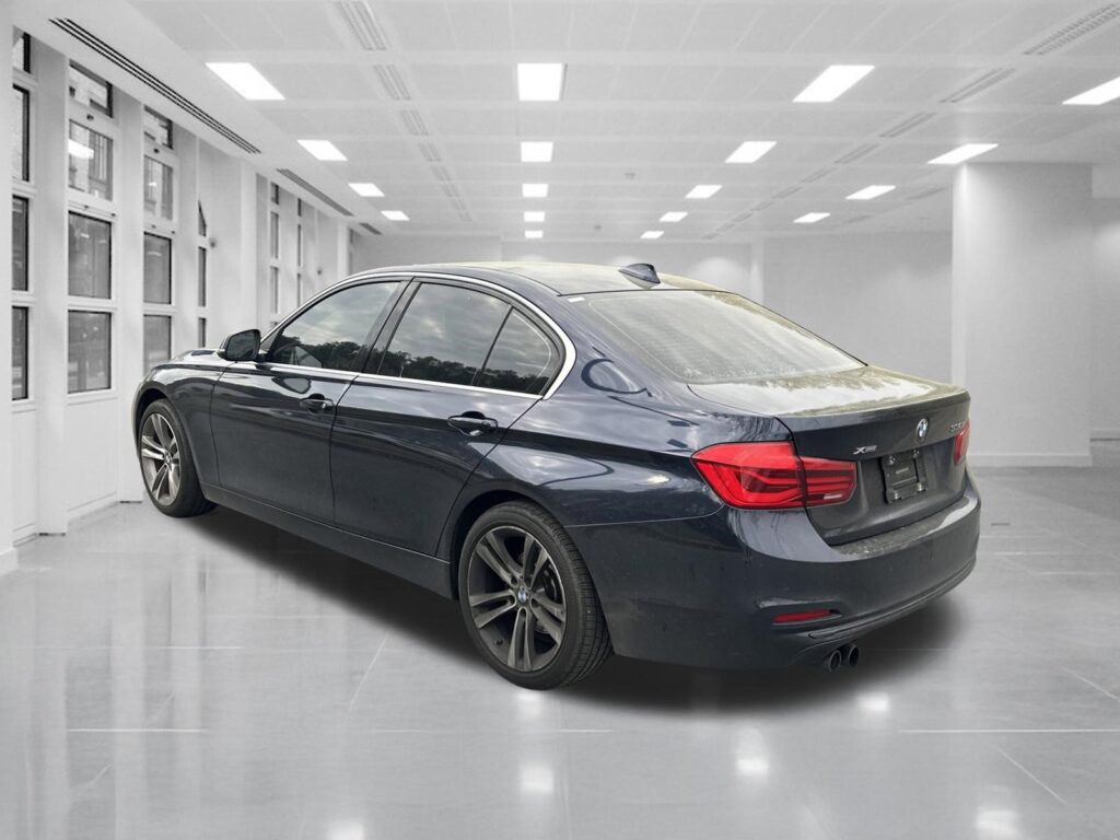 2017 BMW 3 Series 330i xDrive