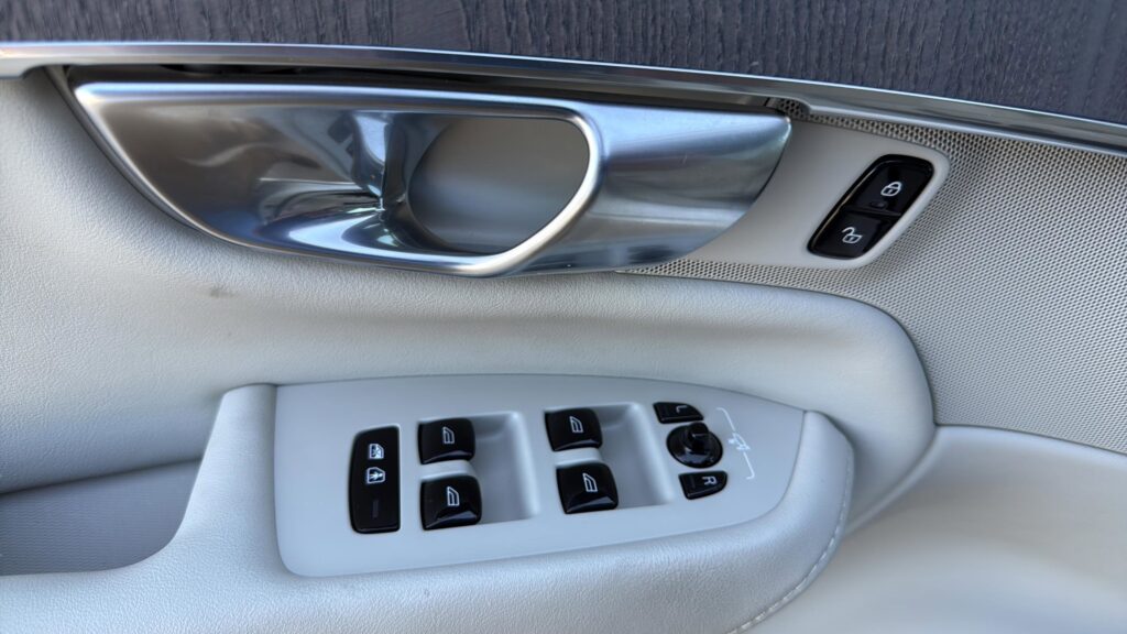 2025 Volvo XC90 Ultra