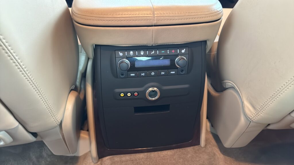 2013 Cadillac Escalade Base