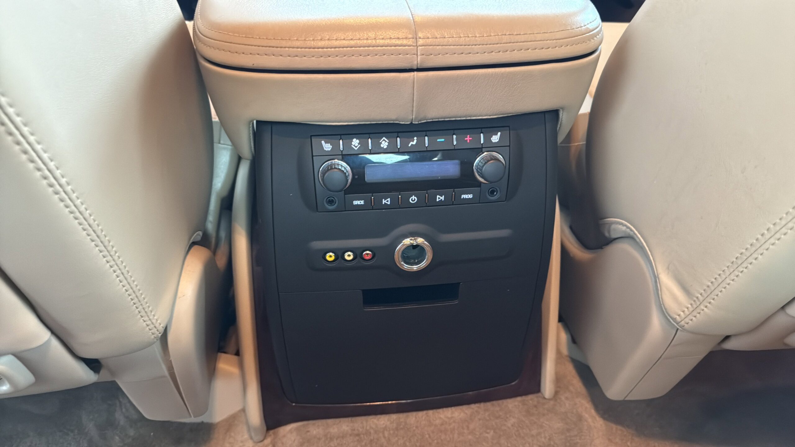 2013 Cadillac Escalade Base