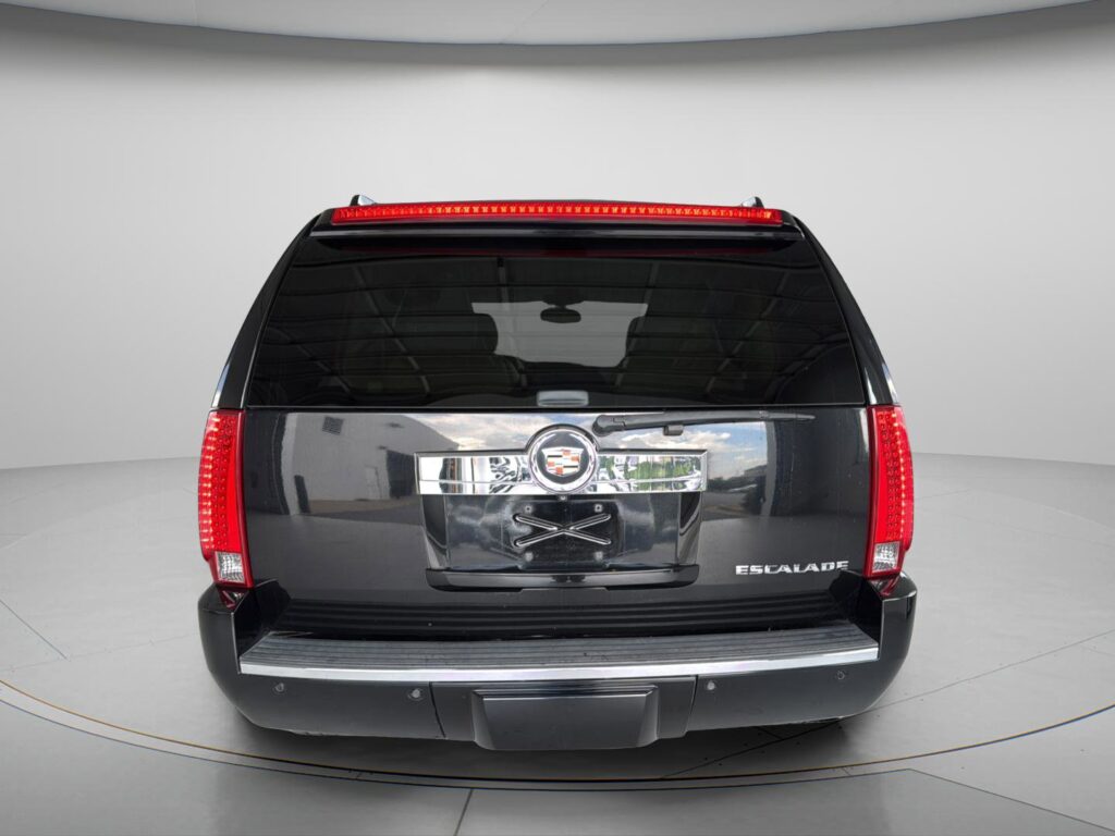 2013 Cadillac Escalade Base