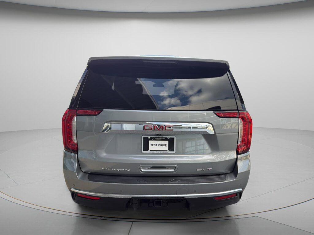 2024 GMC Yukon SLT