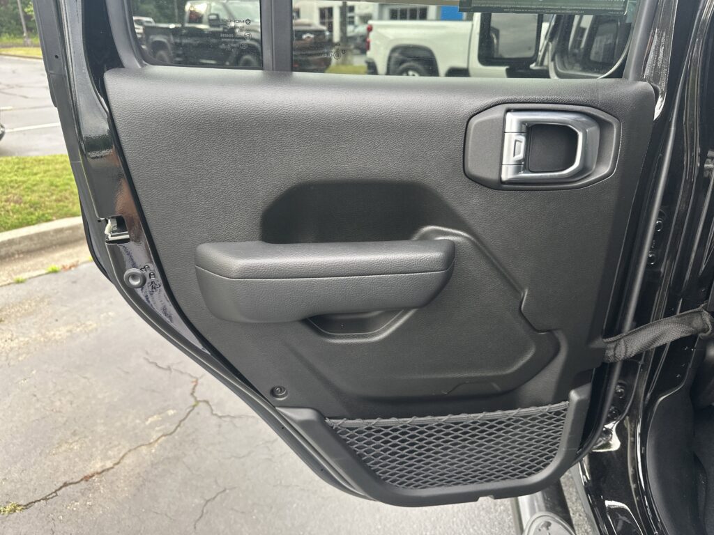 2024 Jeep Gladiator Sport S