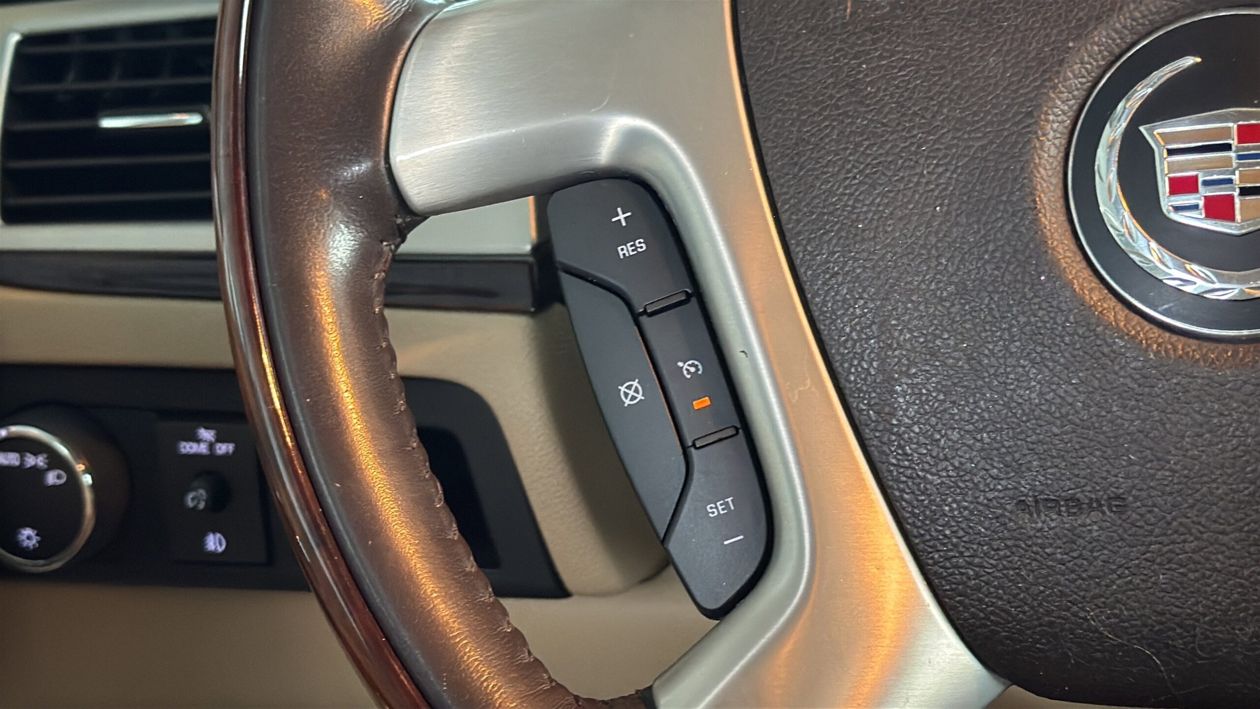 2013 Cadillac Escalade Base