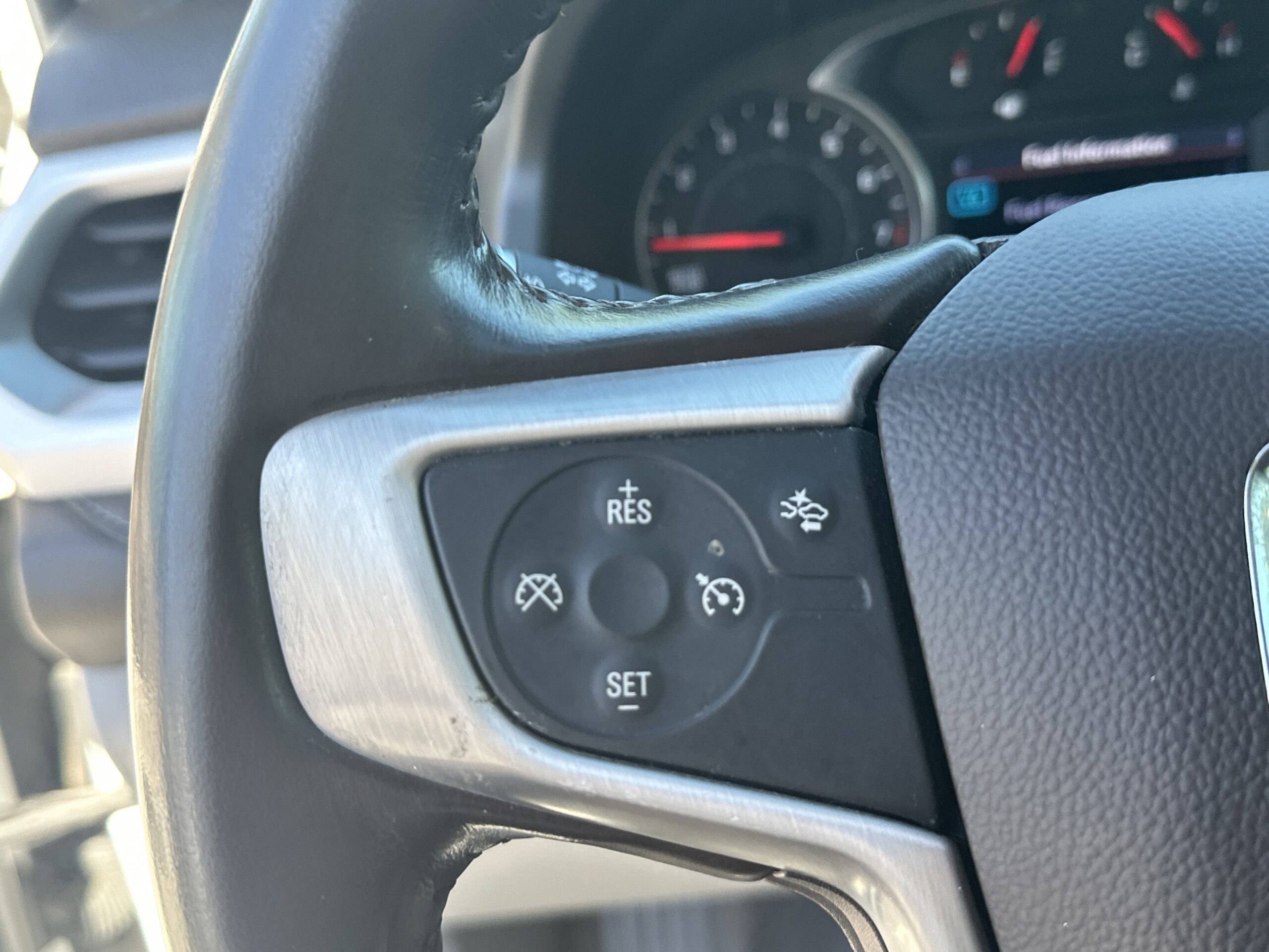 2020 GMC Acadia SLT
