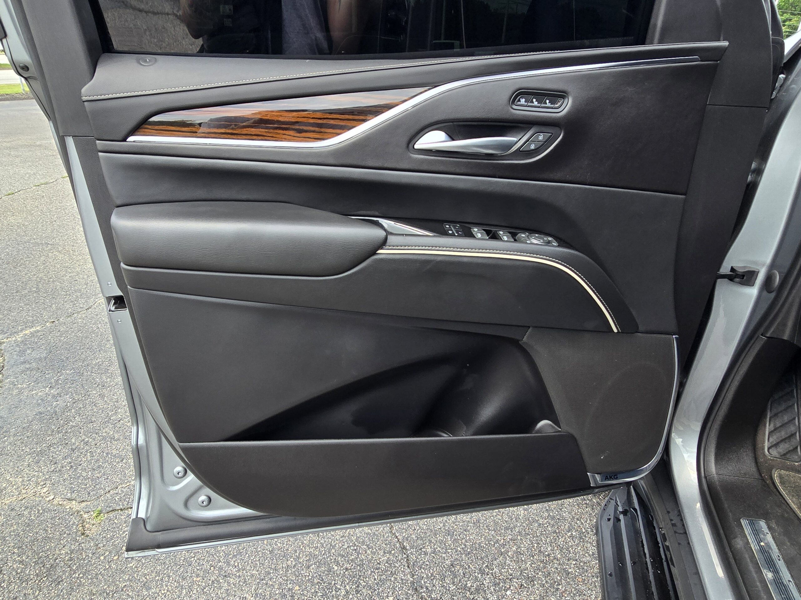 2023 Cadillac Escalade 4WD Premium Luxury