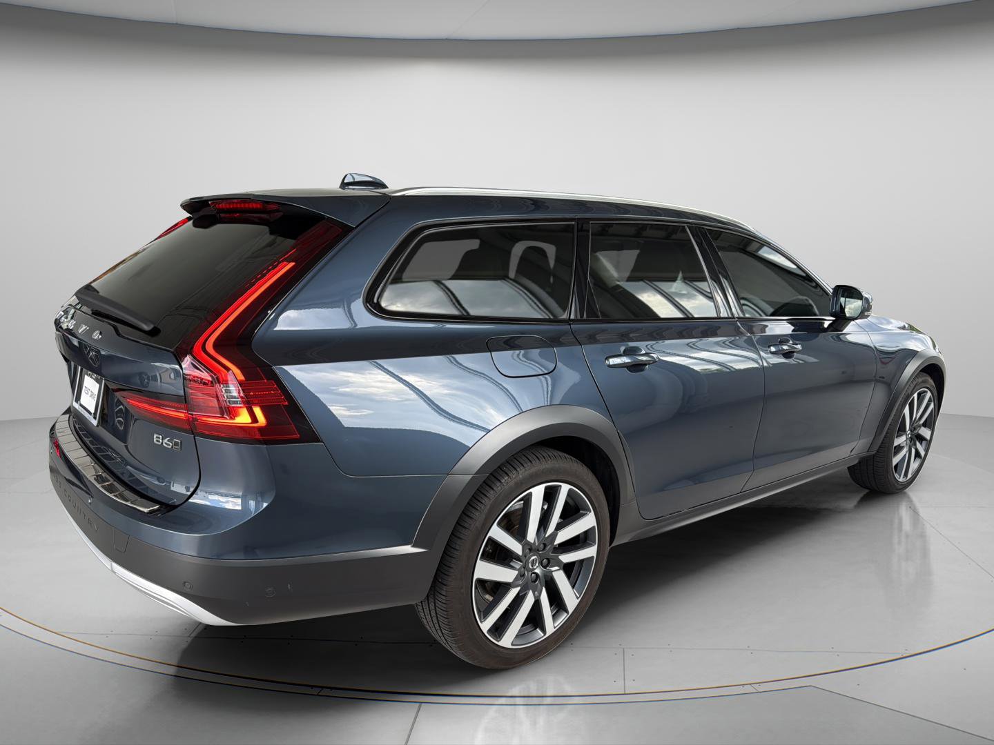 2025 Volvo V90 Cross Country Ultra
