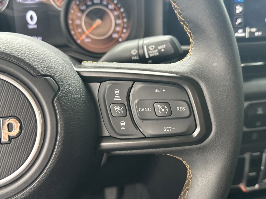 2024 Jeep Gladiator Sport S