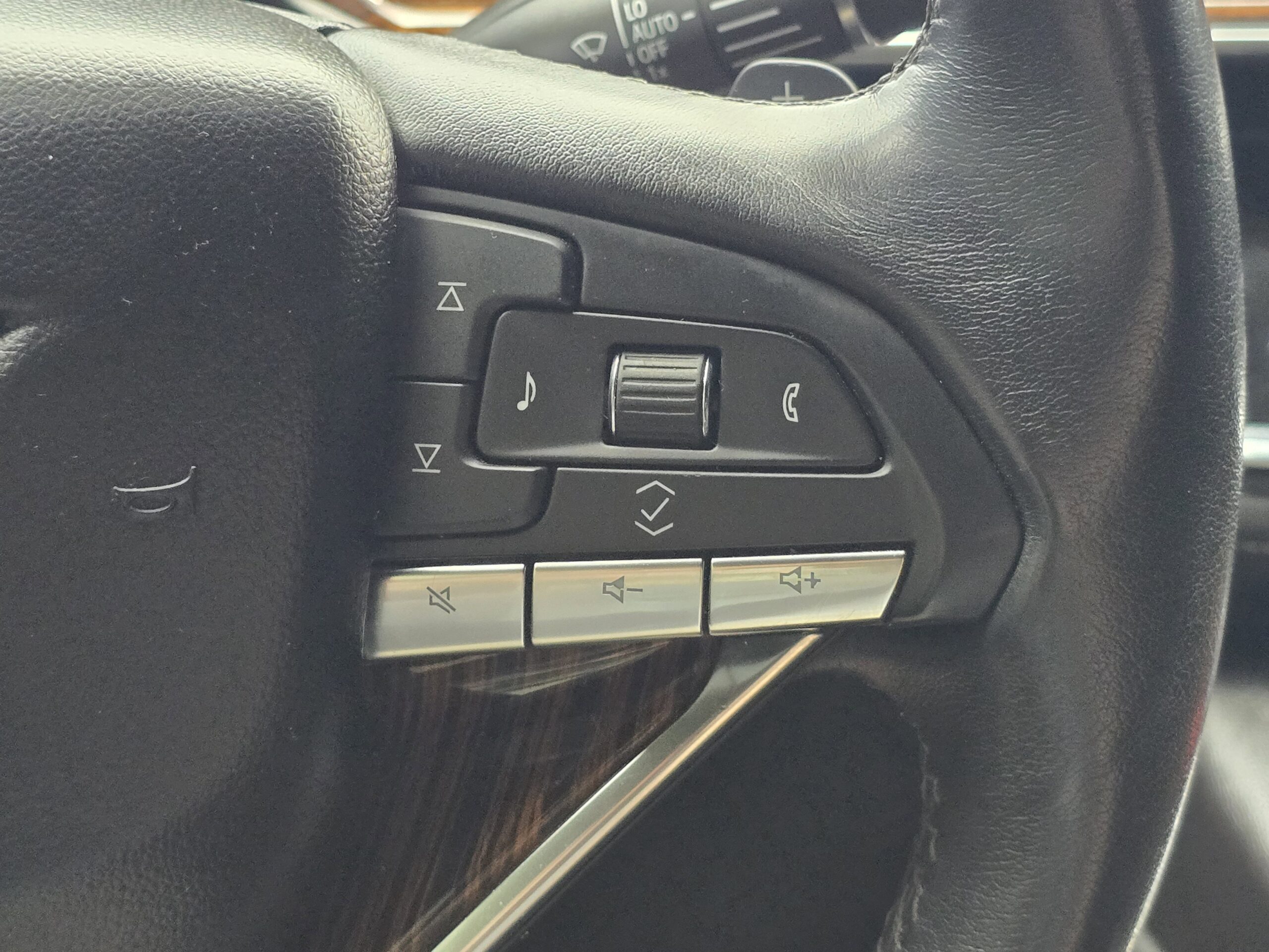2023 Cadillac Escalade 4WD Premium Luxury