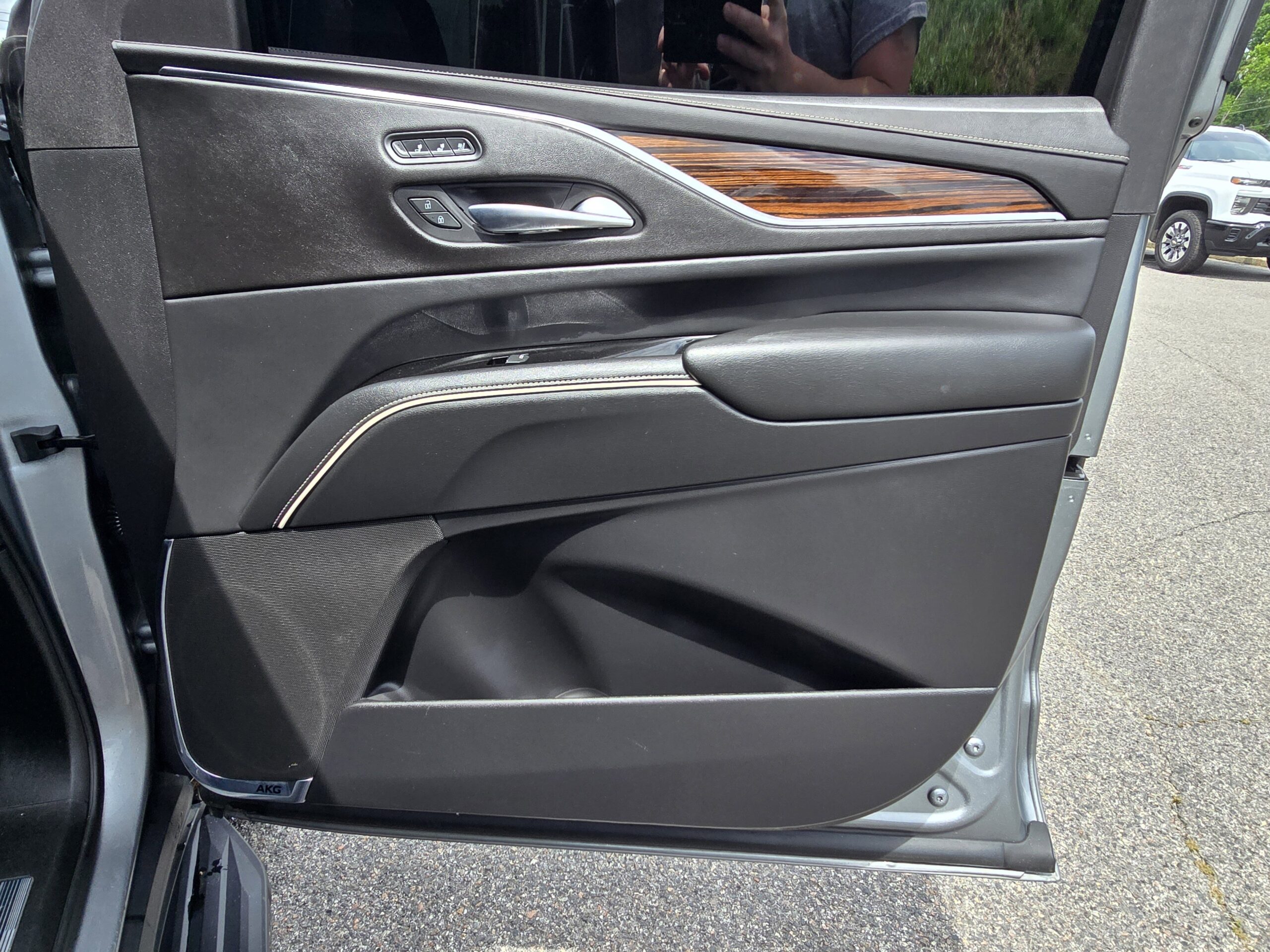 2023 Cadillac Escalade 4WD Premium Luxury