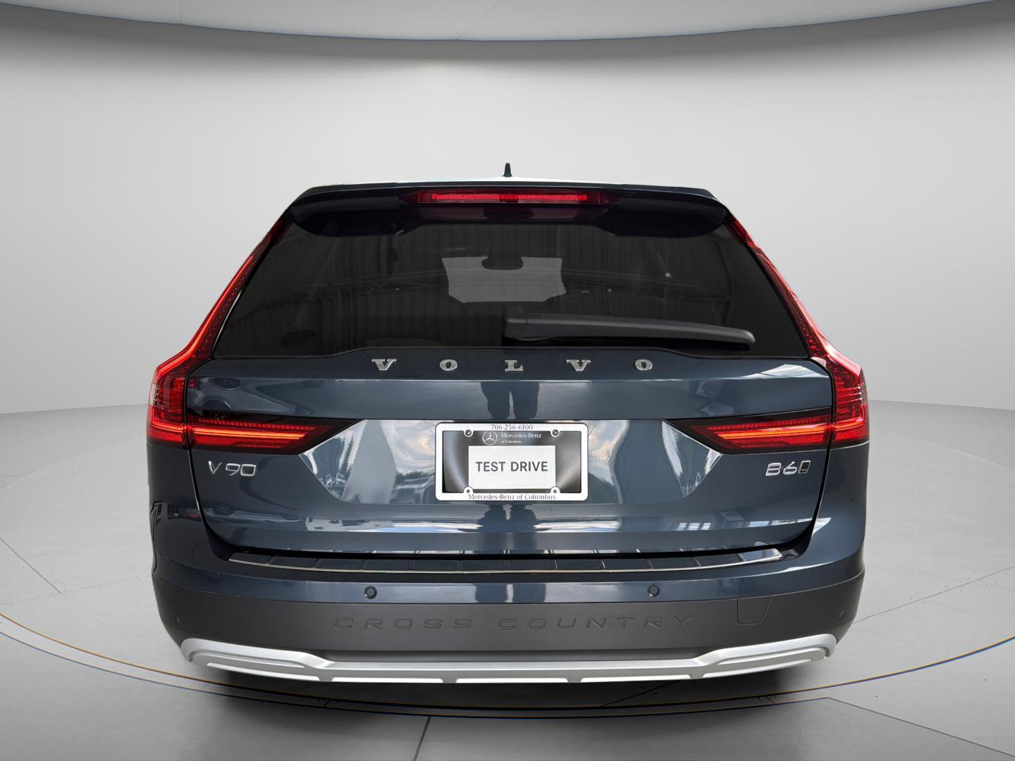 2025 Volvo V90 Cross Country Ultra