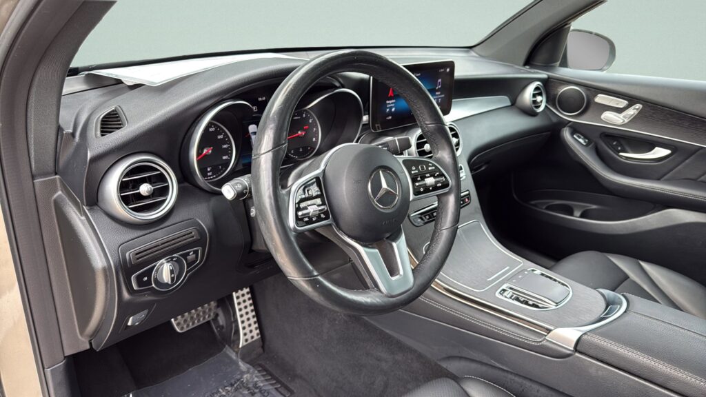 2021 Mercedes-Benz GLC GLC 300
