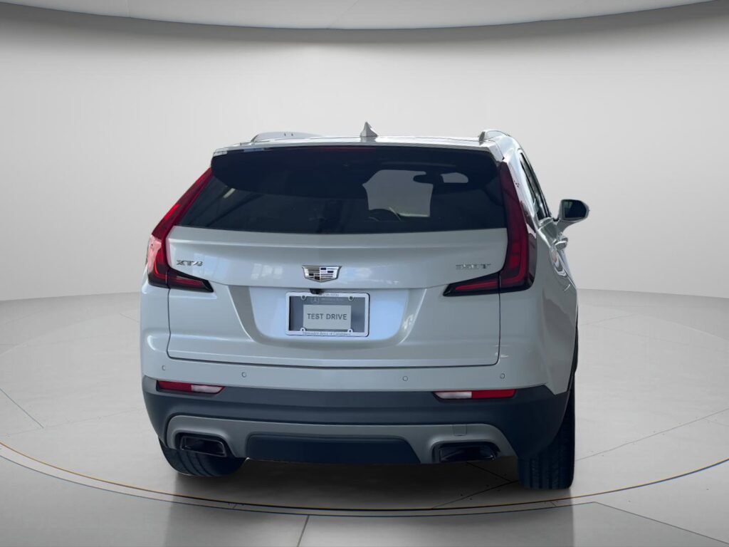 2020 Cadillac XT4 FWD Premium Luxury