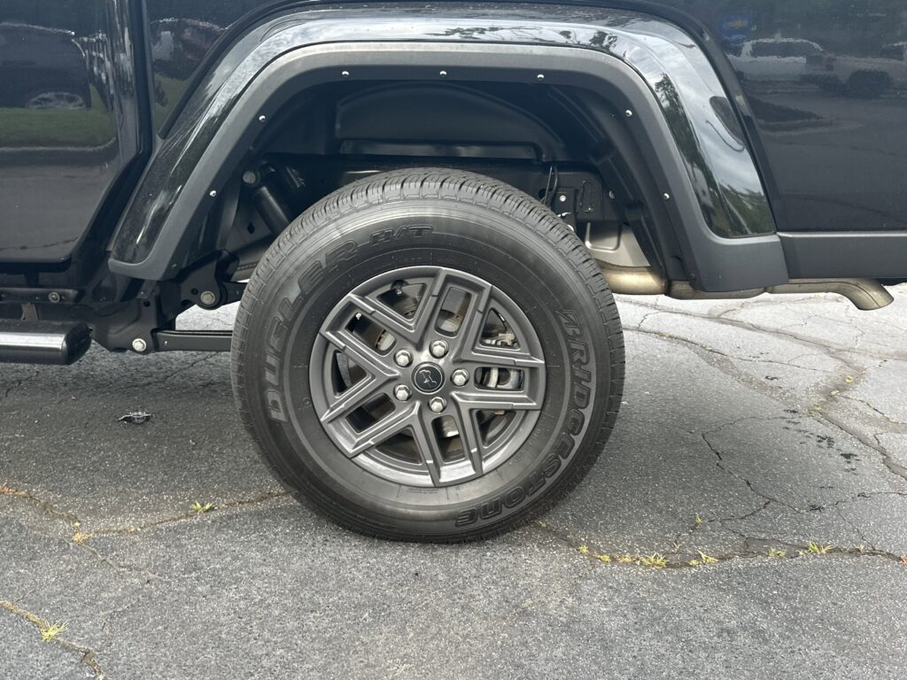 2024 Jeep Gladiator Sport S