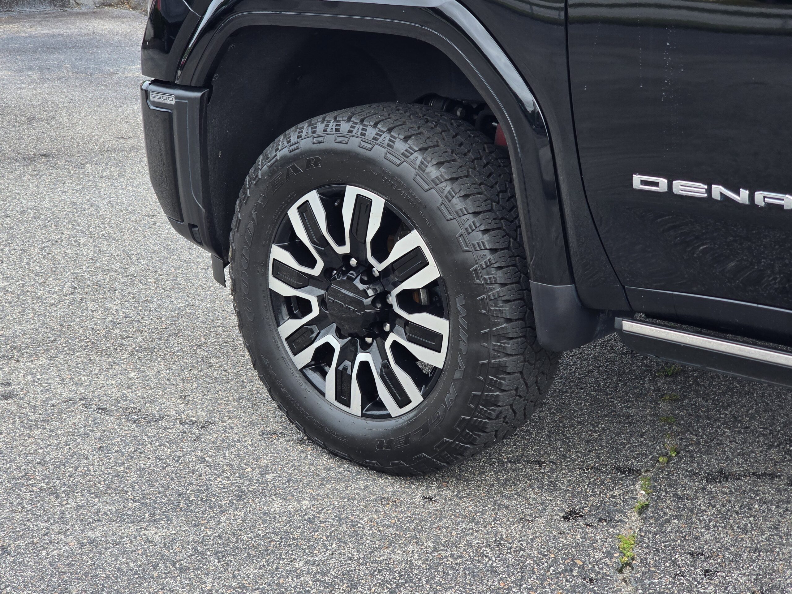2024 GMC Sierra 2500HD Denali Ultimate