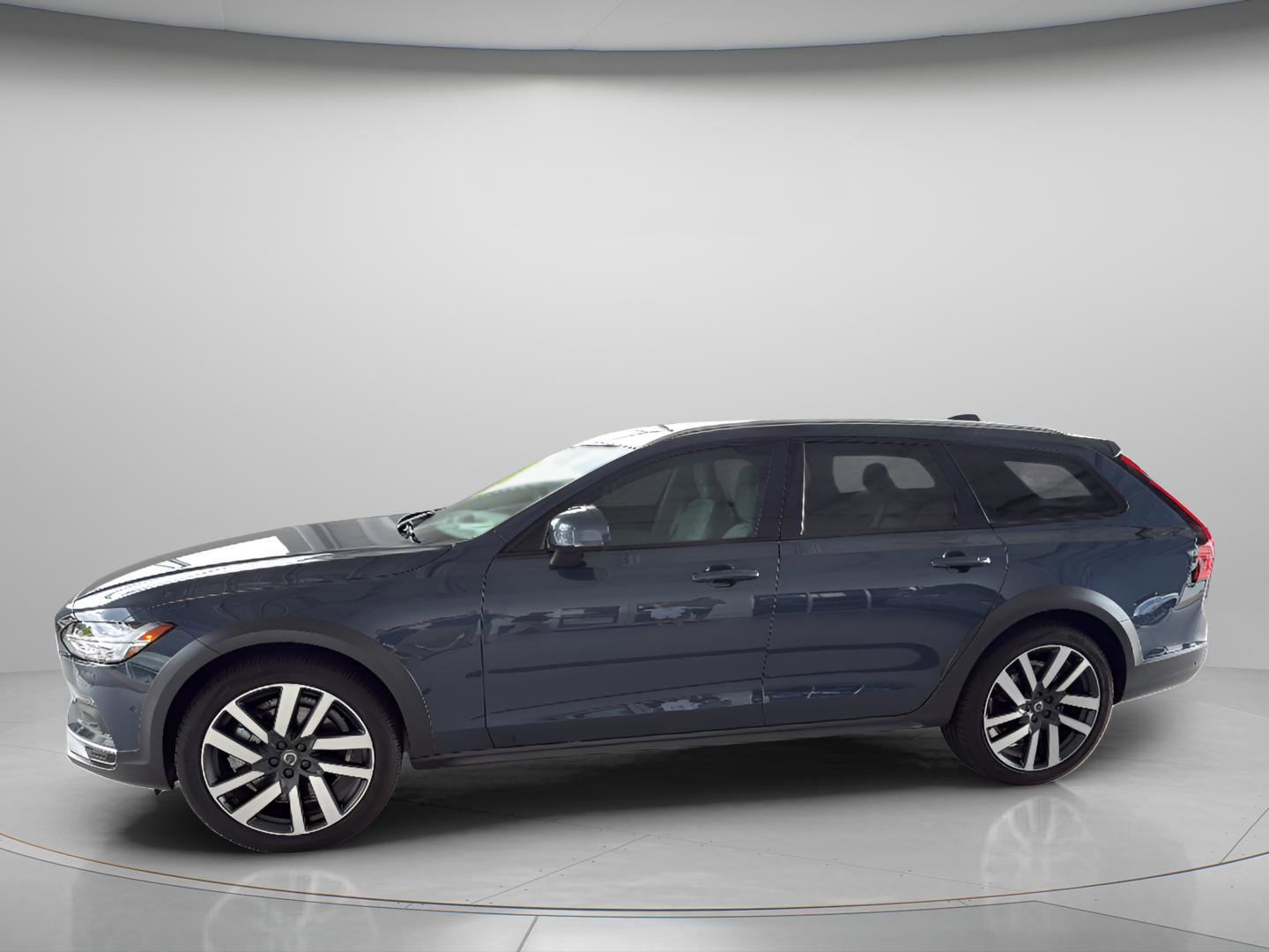 2025 Volvo V90 Cross Country Ultra