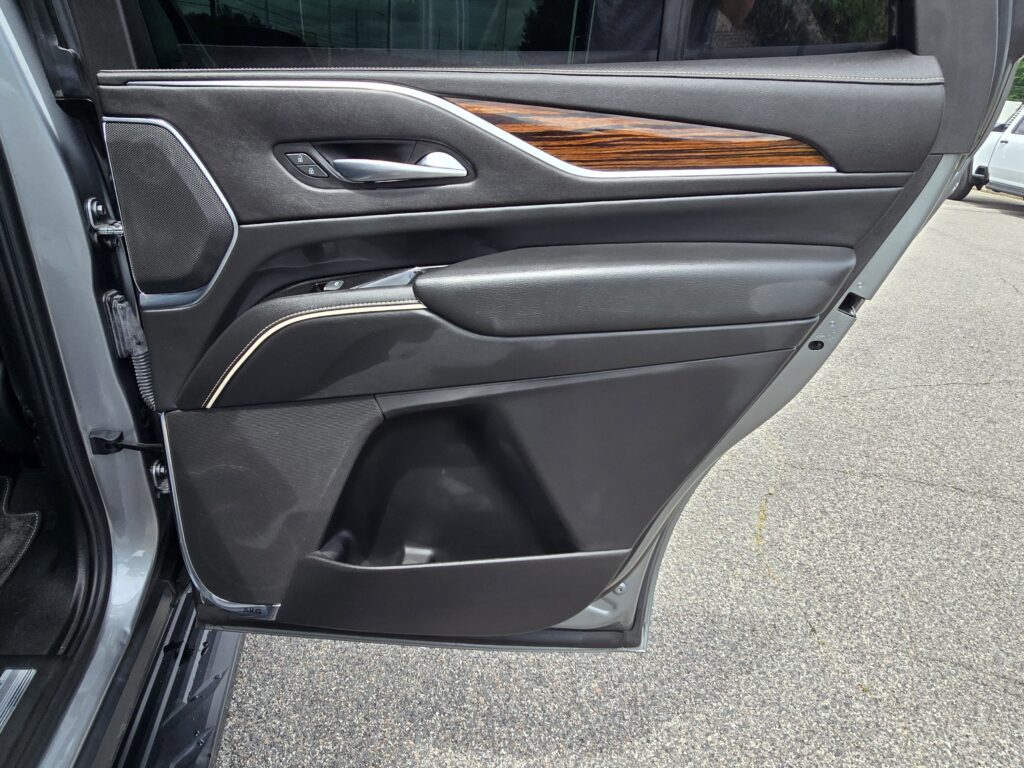 2023 Cadillac Escalade 4WD Premium Luxury