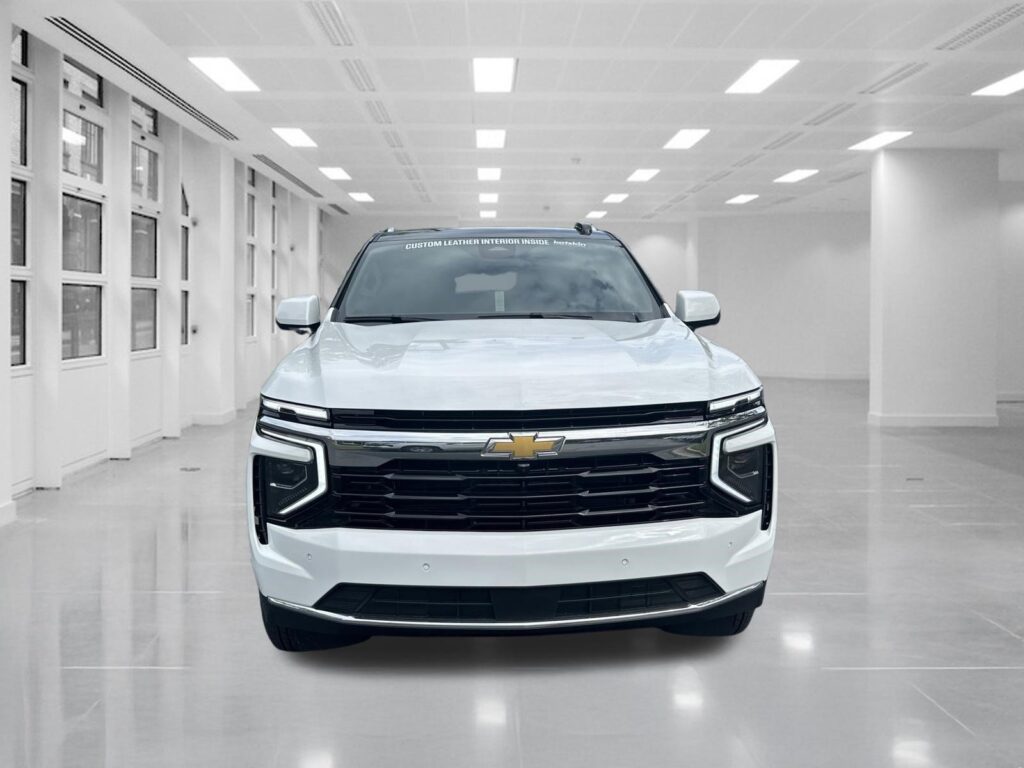 2025 Chevrolet Suburban LS