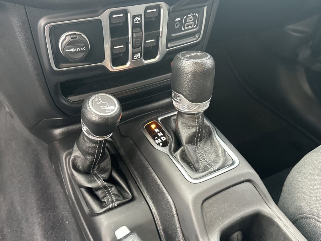 2024 Jeep Gladiator Sport S