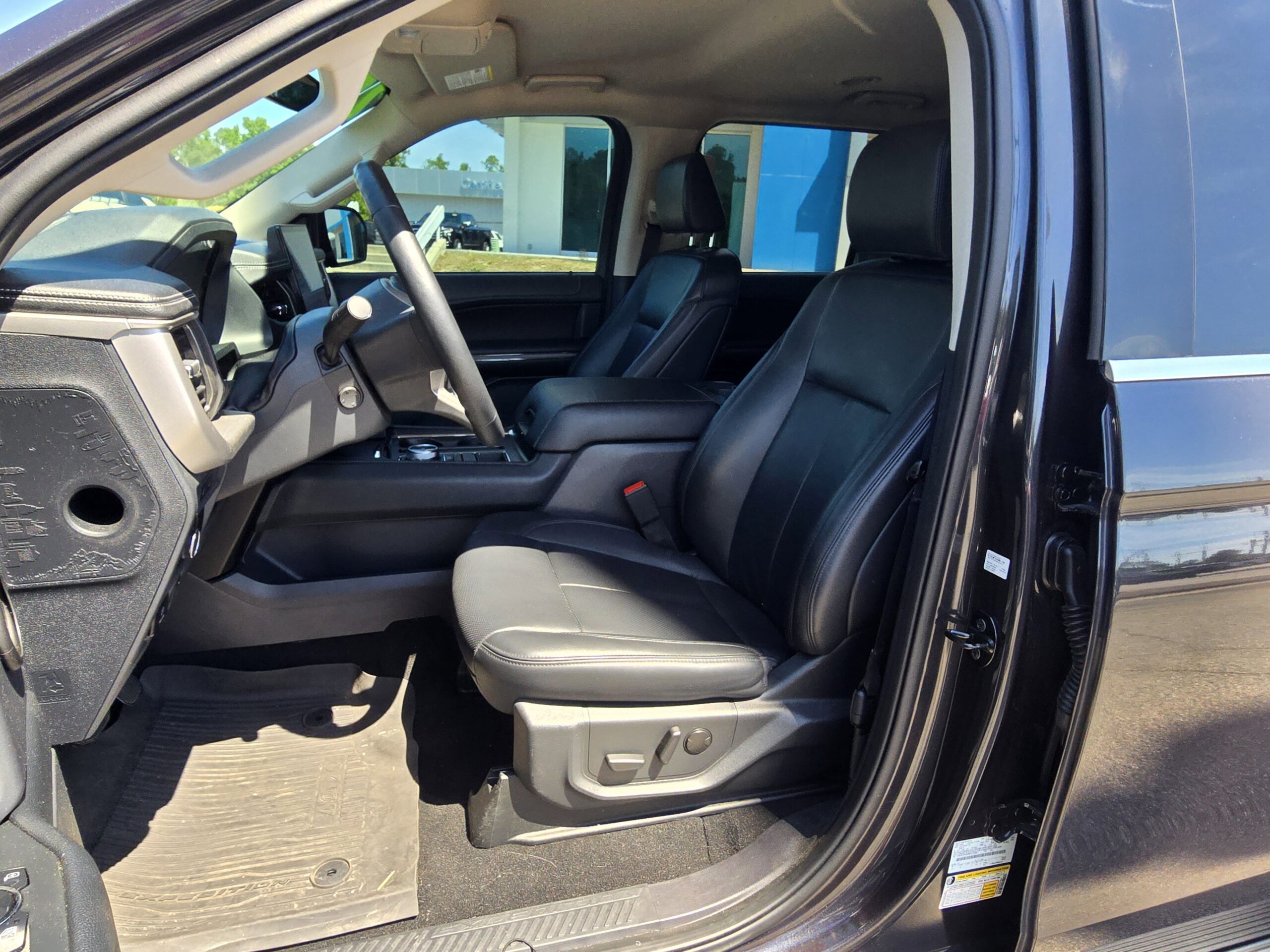 2024 Ford Expedition XLT