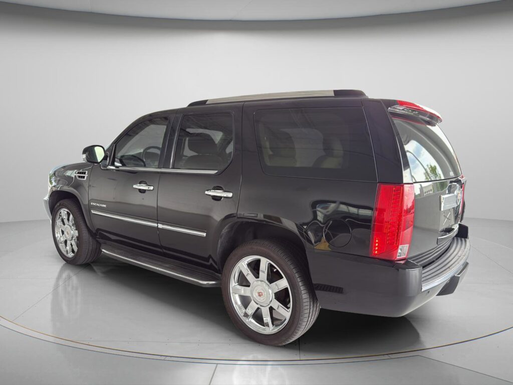 2013 Cadillac Escalade Base