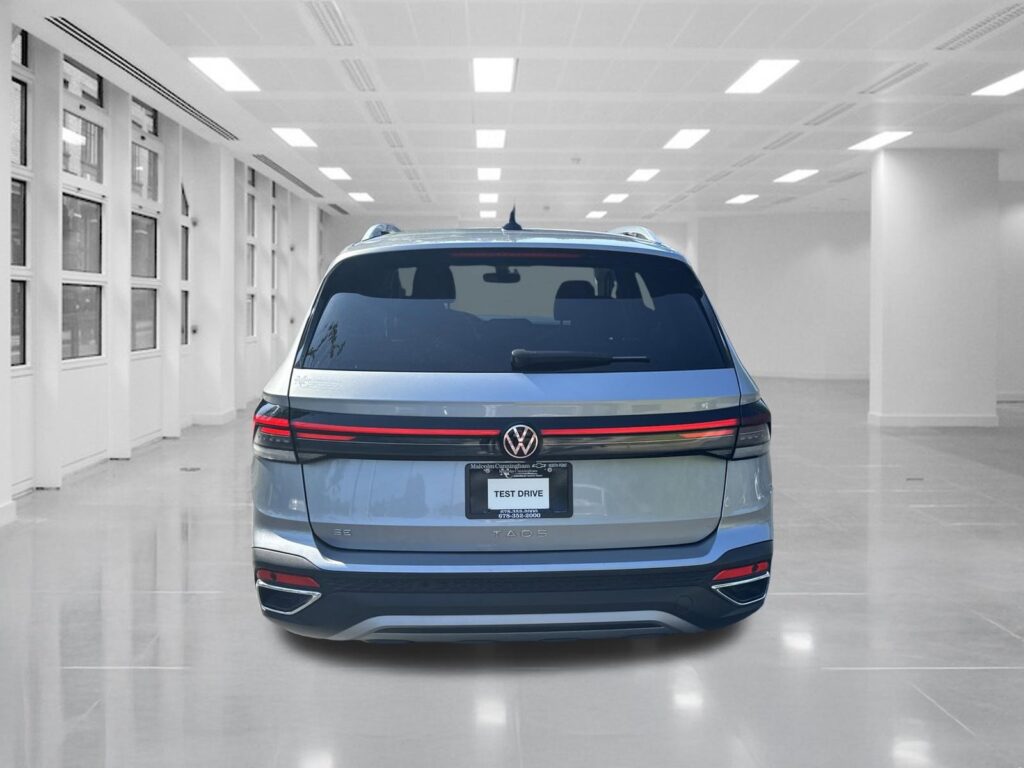 2025 Volkswagen Taos SE
