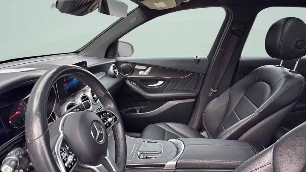 2021 Mercedes-Benz GLC GLC 300